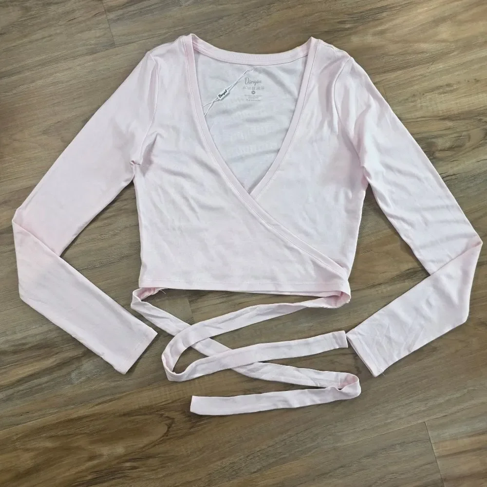 ☔️🔸️🅰️NWT Pink Reversible Crisscross Tie Long Sleeve Top Medium